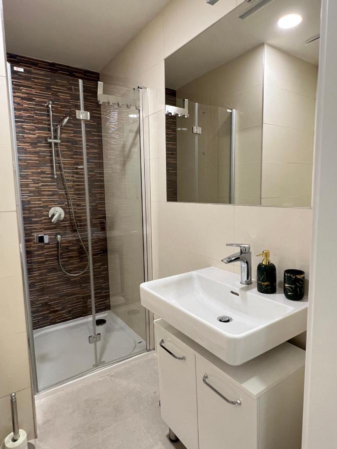 New Apartments Complex Prague Florenc Bagian luar foto