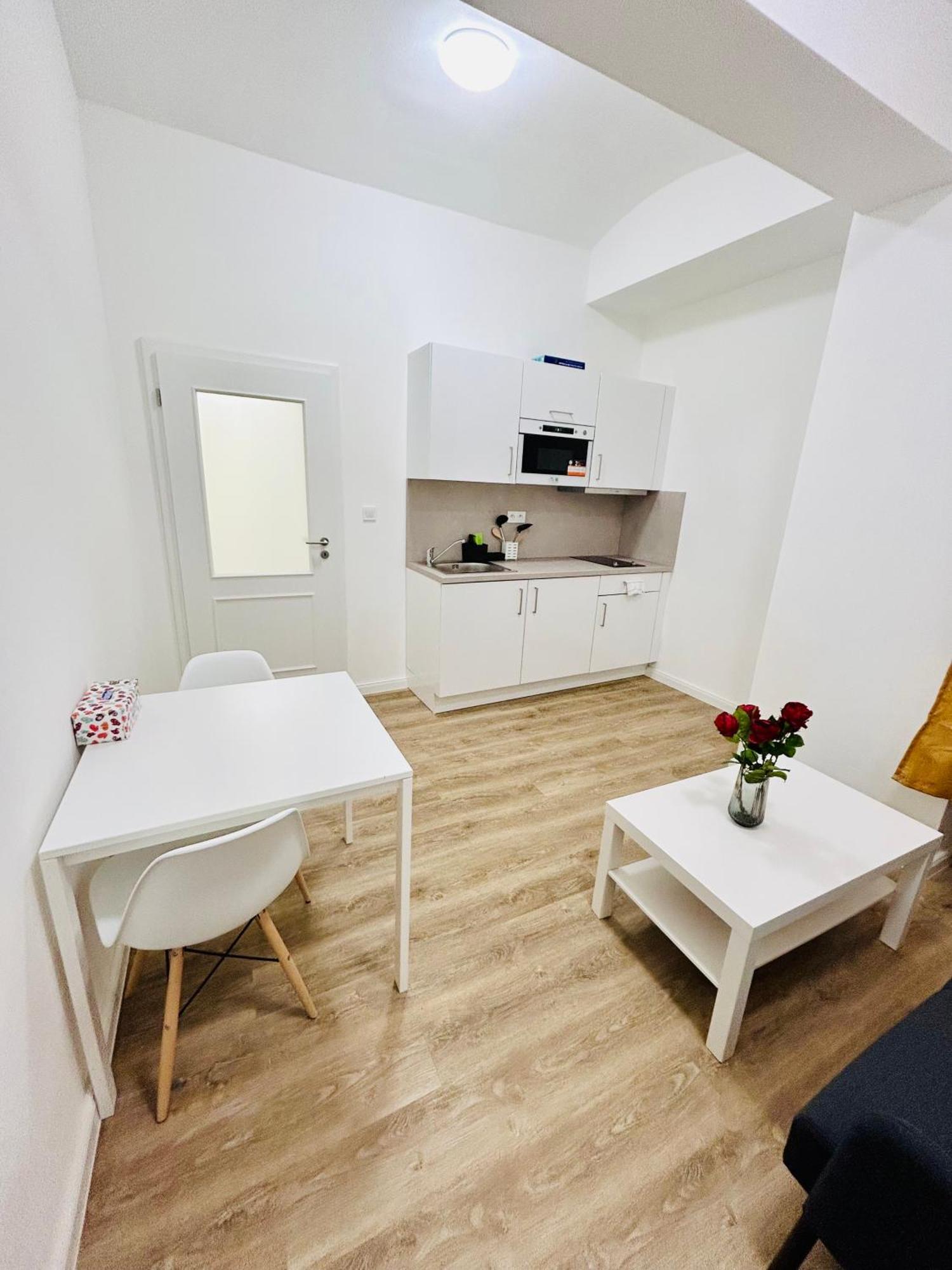 New Apartments Complex Prague Florenc Bagian luar foto